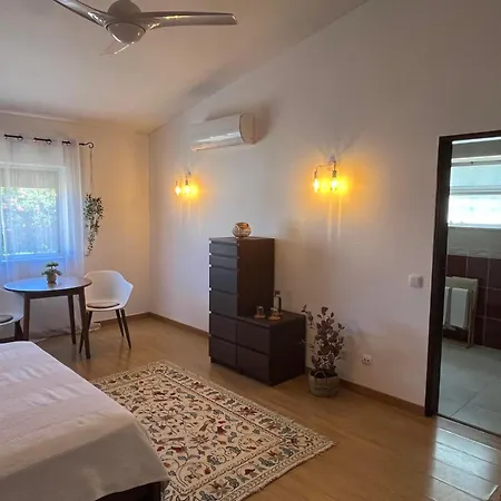 Gloria Guest house *